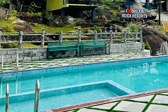 kakkadampoyil resort with pool