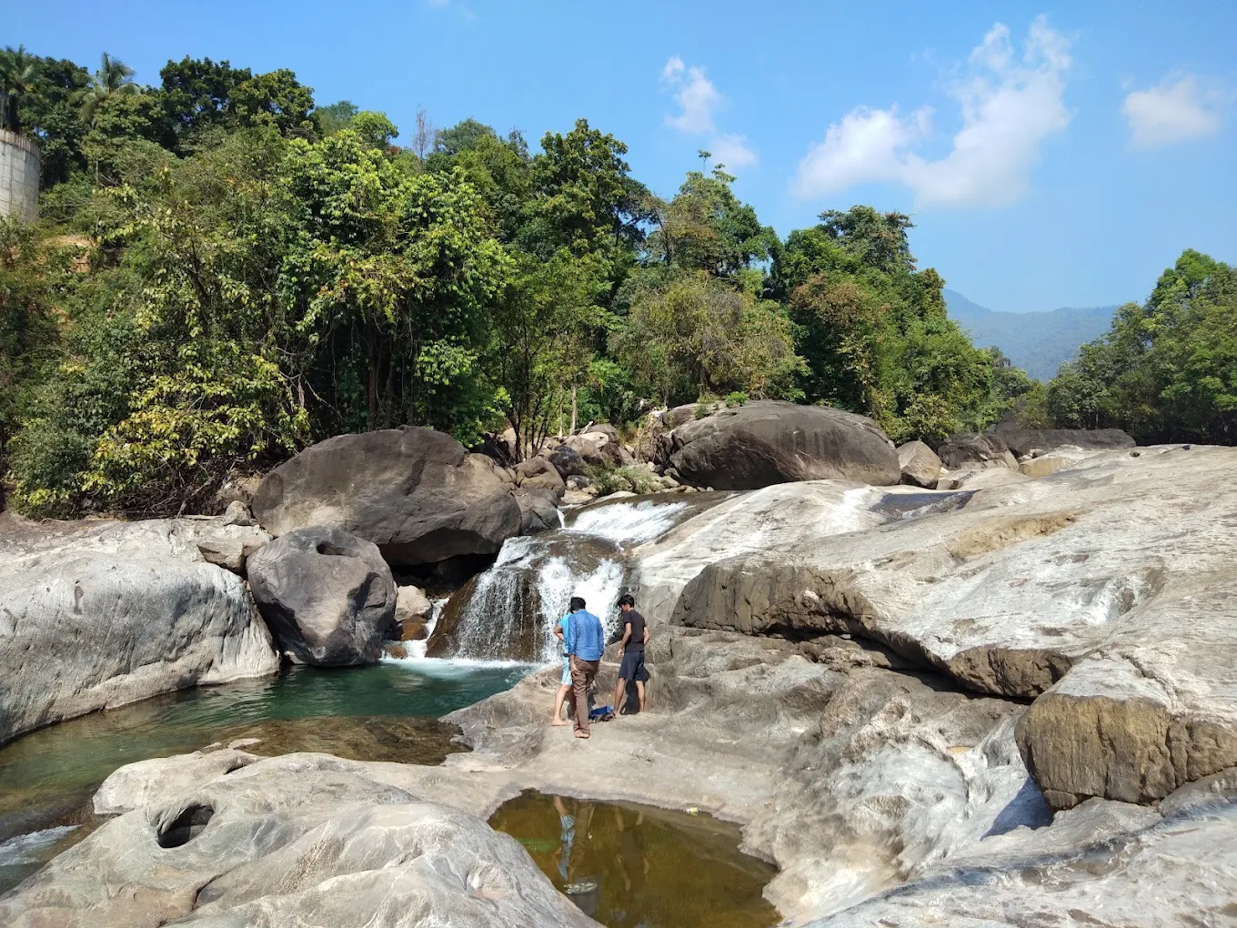 best resorts near bangalore,resorts near mysore,resorts around bangalore,resorts near bangalore for weekend,best resort in wayanad